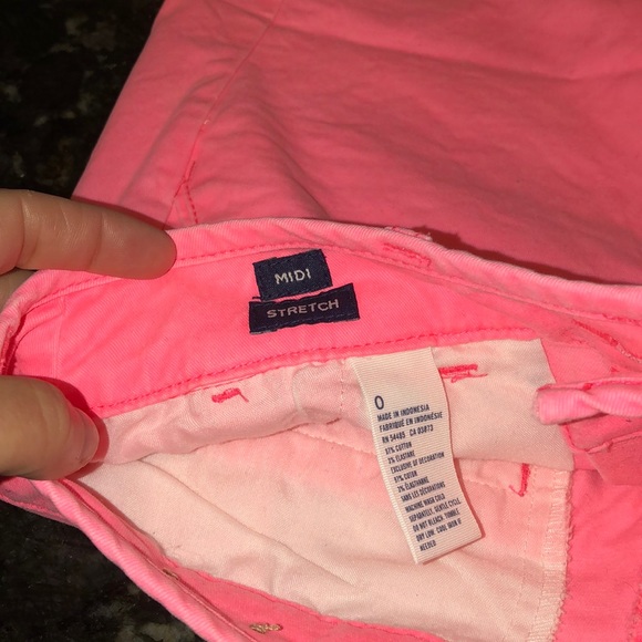 American Eagle. Gently used. Size 0 - Picture 4 of 6